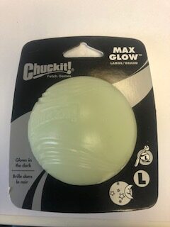 chuckit breathe right fetch ball